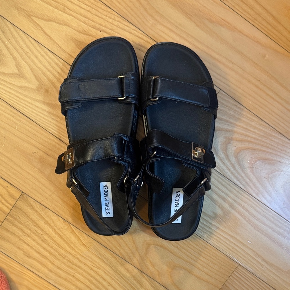 Steve Madden Black Leather Sandals